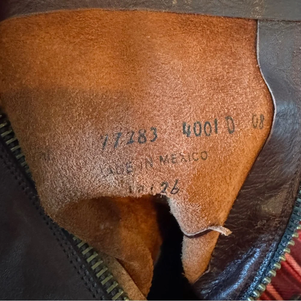 Frye Heath women's leather boots in maple or brown. Size 7.5 - Picture 7 of 11